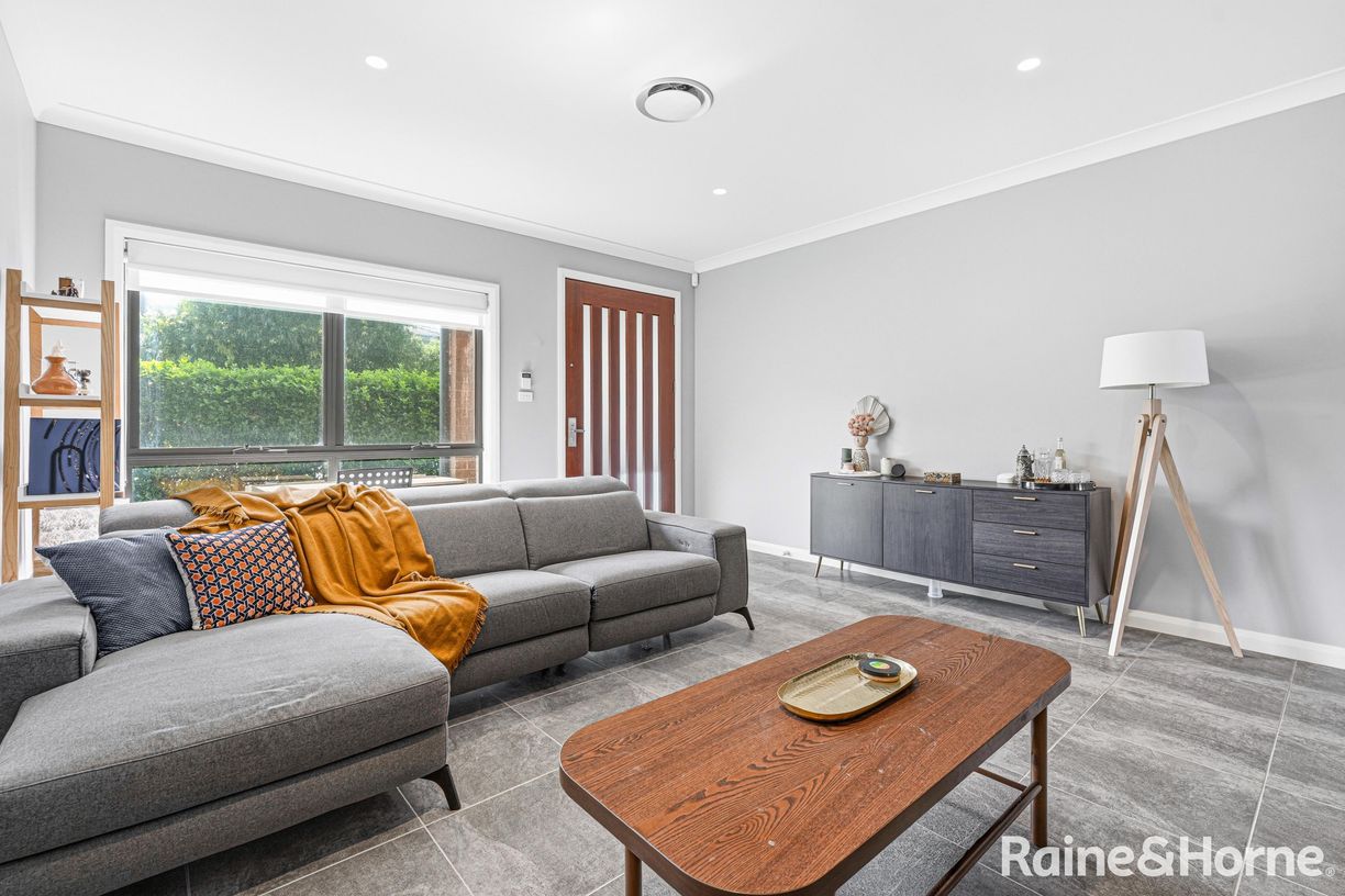 38 Matthias Street — photo 3 of 20