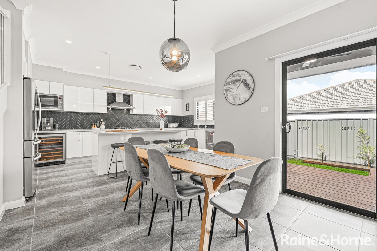 38 Matthias Street — photo 7 of 20