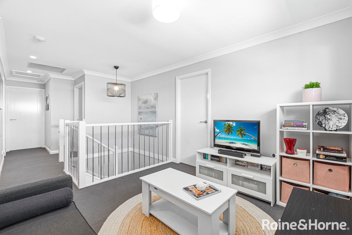 38 Matthias Street — photo 8 of 20