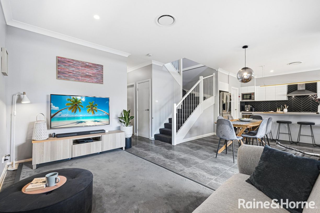 38 Matthias Street — photo 4 of 20