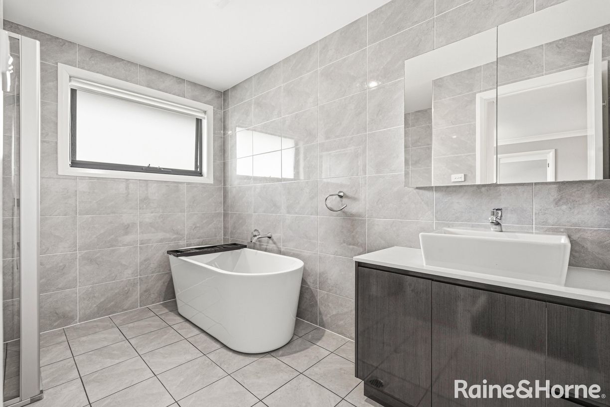 38 Matthias Street — photo 13 of 20
