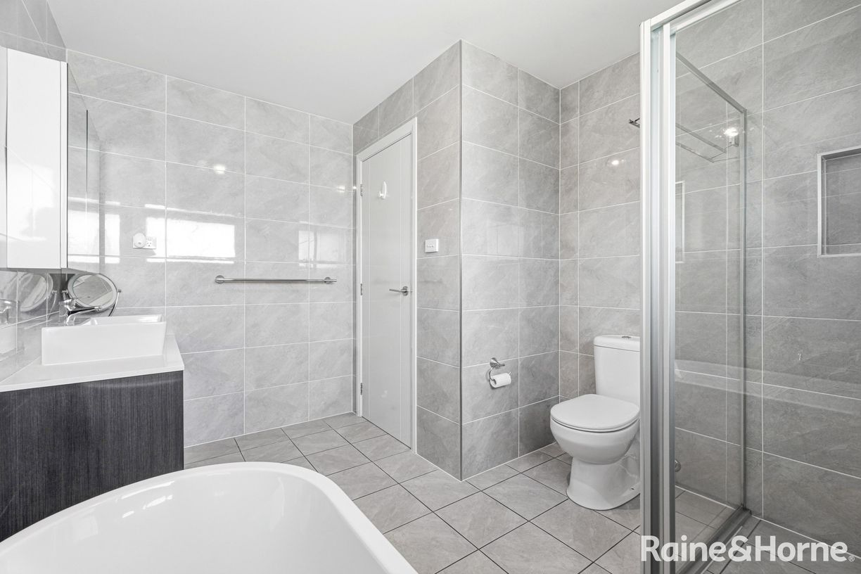 38 Matthias Street — photo 14 of 20