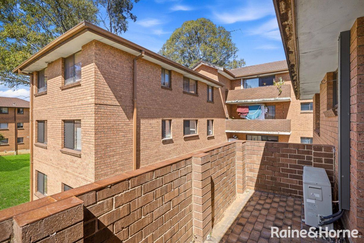4/48-50 Putland Street — photo 9 of 13