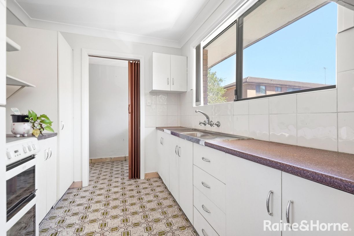 4/48-50 Putland Street — photo 4 of 13