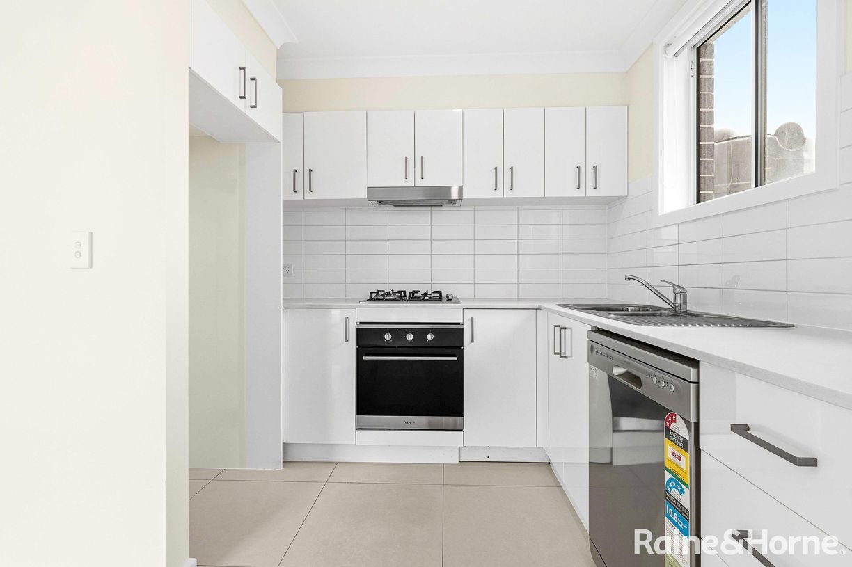 1/43 Australia Street — photo 4 of 16