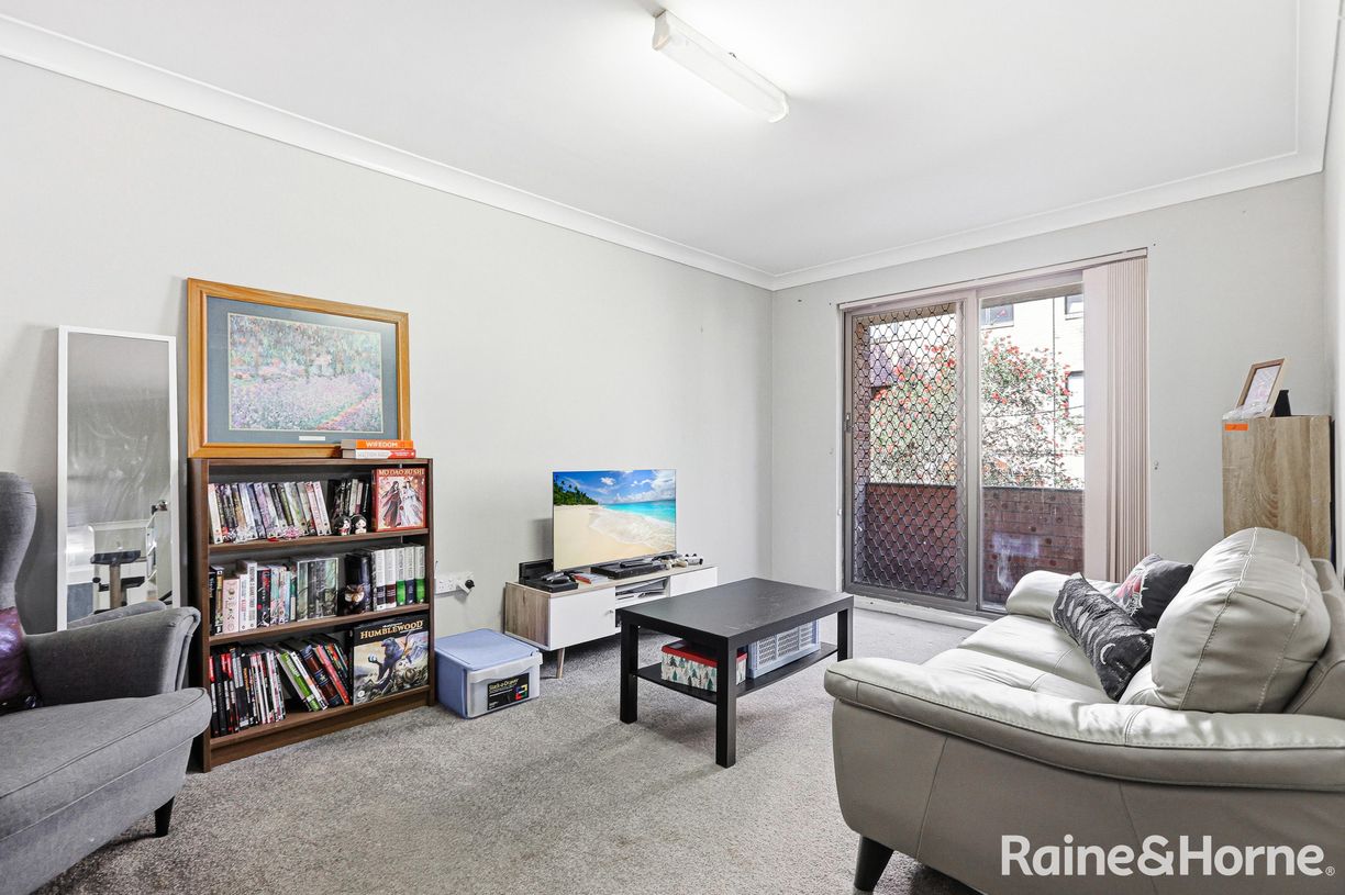 16/50 Luxford Road — photo 2 of 14