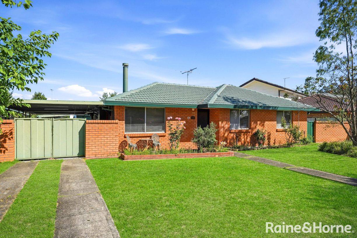 3 Lethbridge Avenue — photo from Raine & Horne St Marys | Rooty Hill
