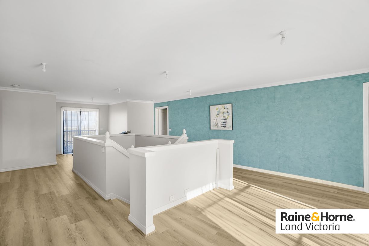 211-229 Faulkners Road — photo 13 of 16