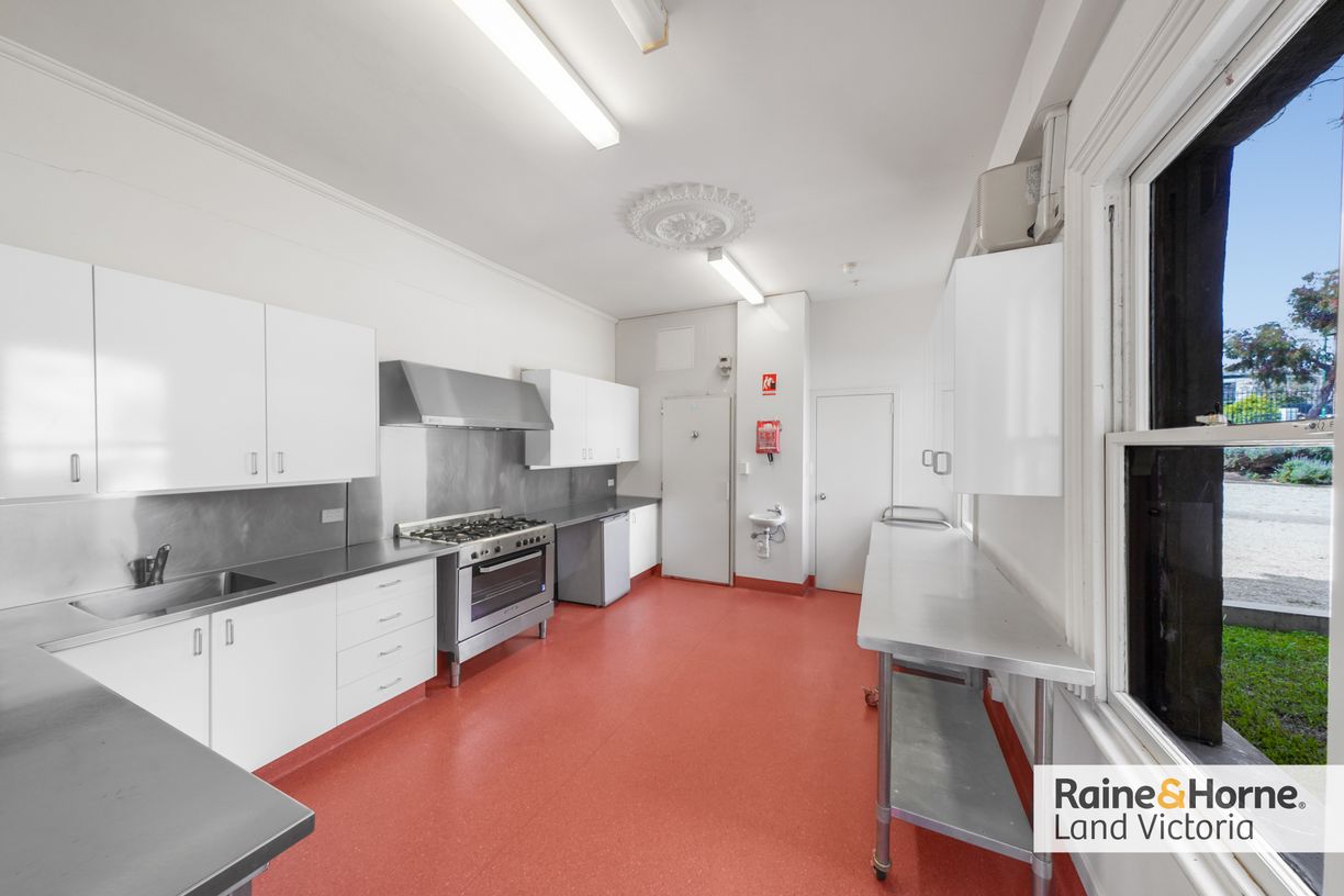 51 Grey Street — photo 17 of 20