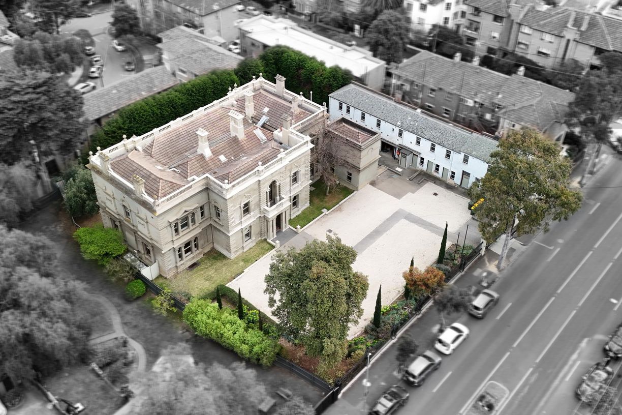 51 Grey Street — photo 3 of 20