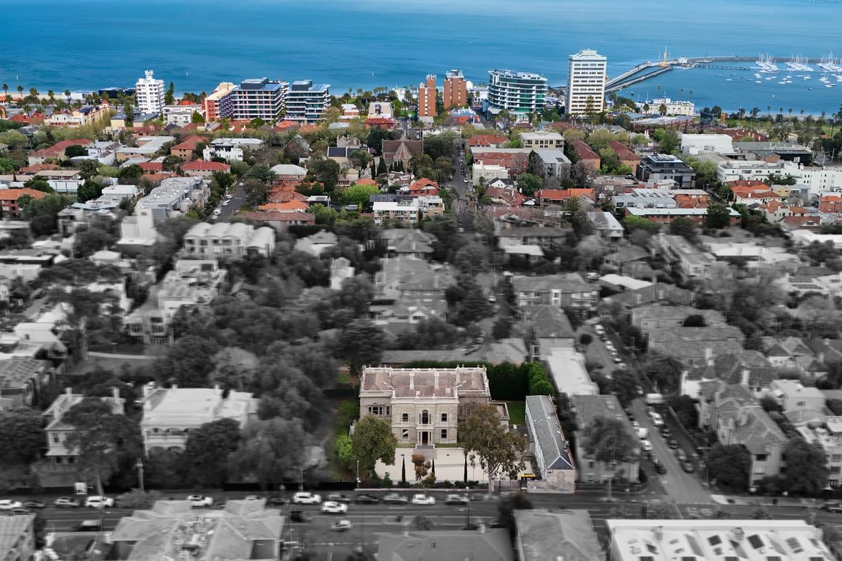 51 Grey Street — photo from Raine & Horne Land Victoria