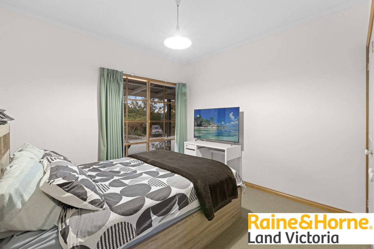 70 Sanders Road — photo 15 of 23
