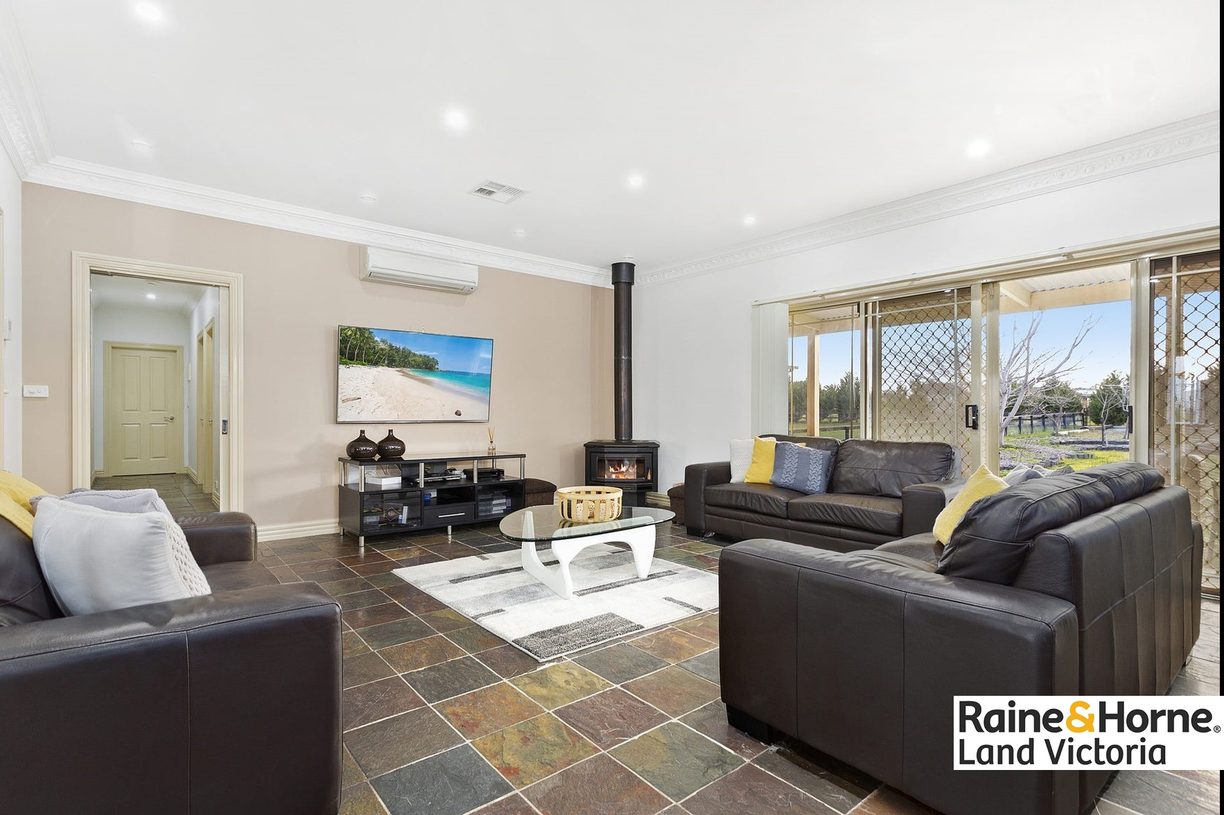 5 Lakeview Drive — photo 15 of 19