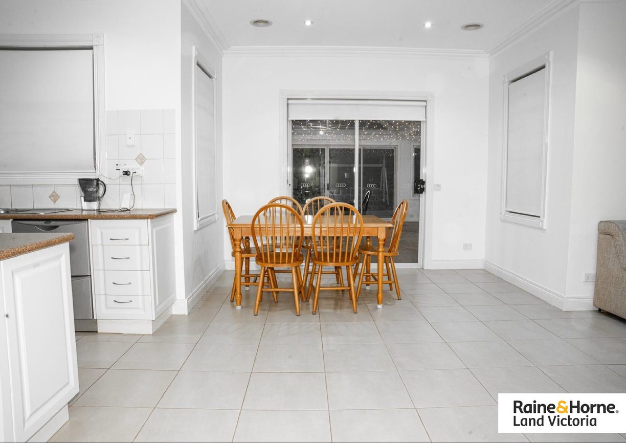 5 Wedge-Tailed Court — photo 10 of 16