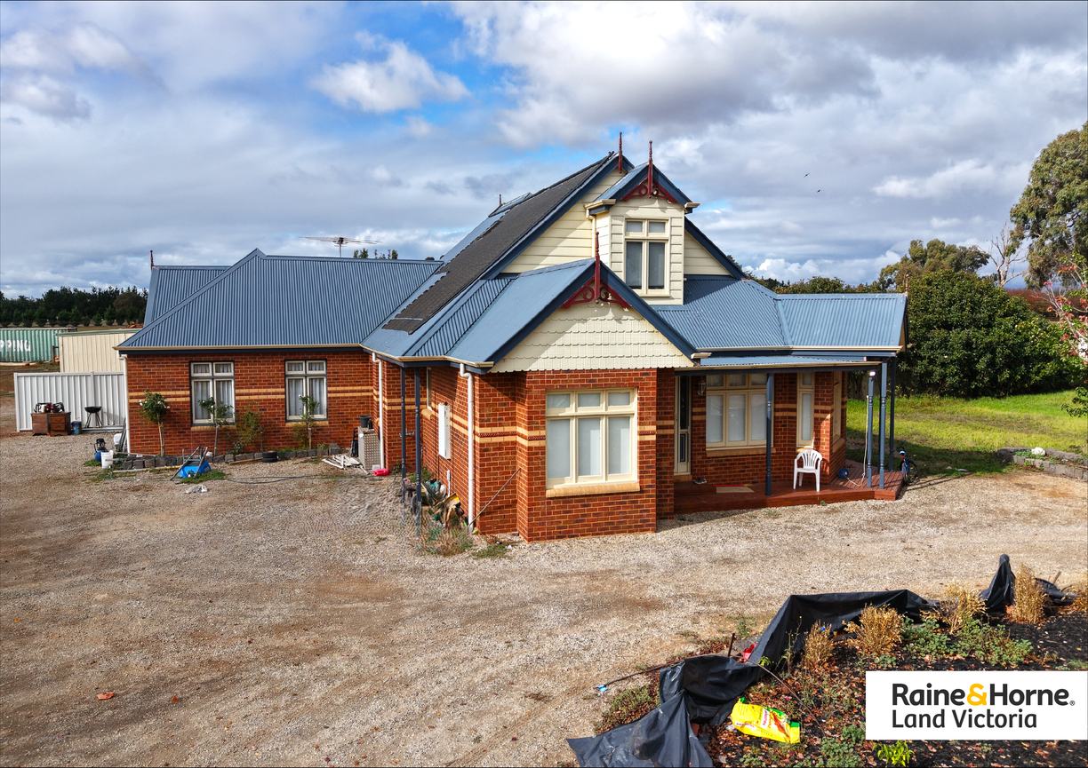 5 Wedge-Tailed Court — photo 5 of 16