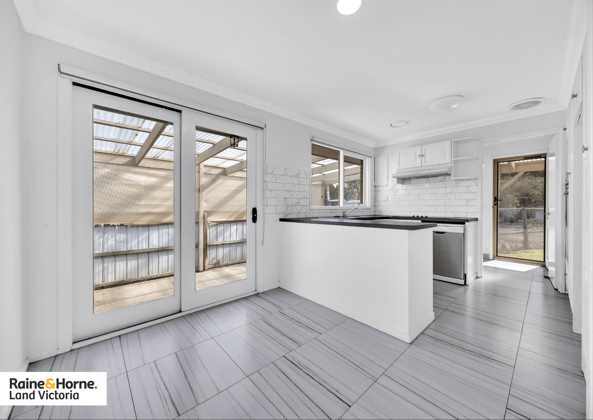 65 St Andrews Drive — photo 14 of 19