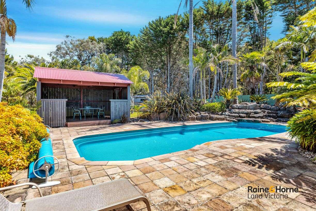 1375 Dandenong-Hastings Road — photo 19 of 24