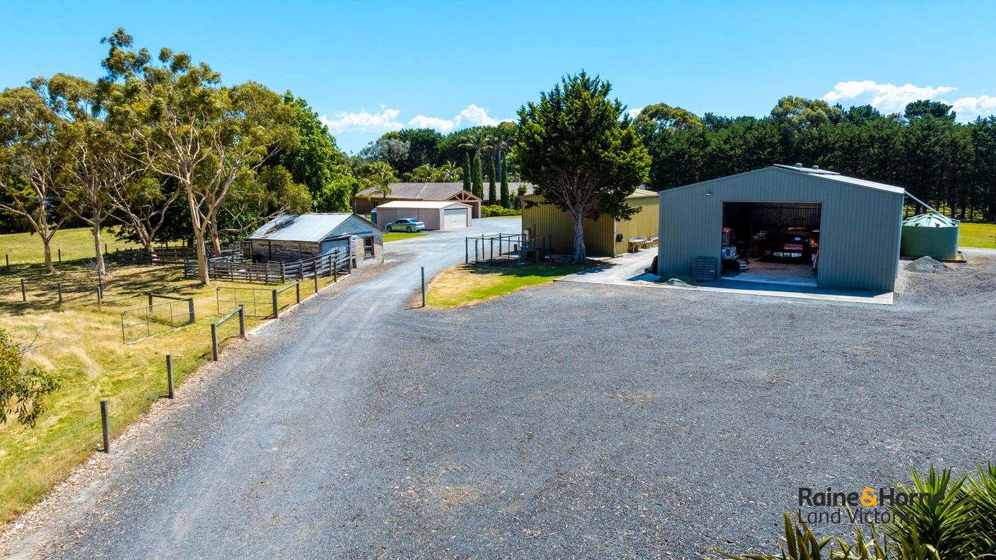 1375 Dandenong-Hastings Road — photo 3 of 24