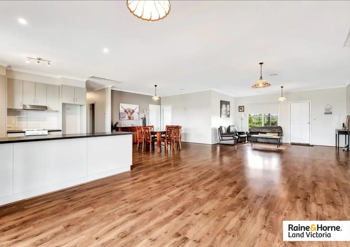 2485 Ballarto Road — photo 8 of 18
