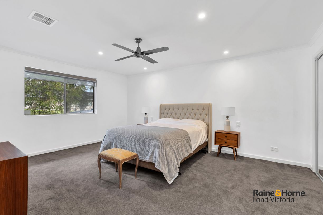 144 Centre Road — photo 14 of 21