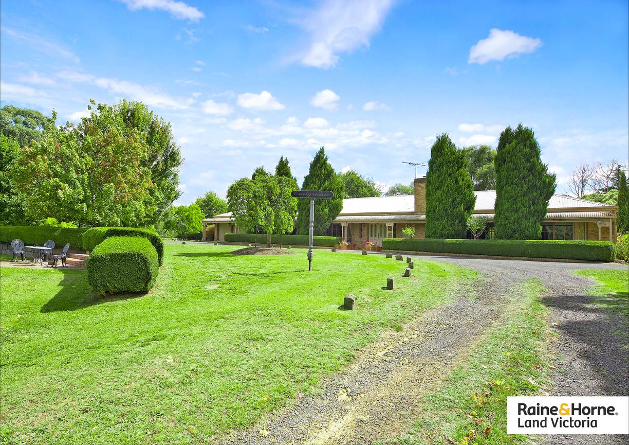 2785 Epping-Kilmore Road — photo 11 of 15
