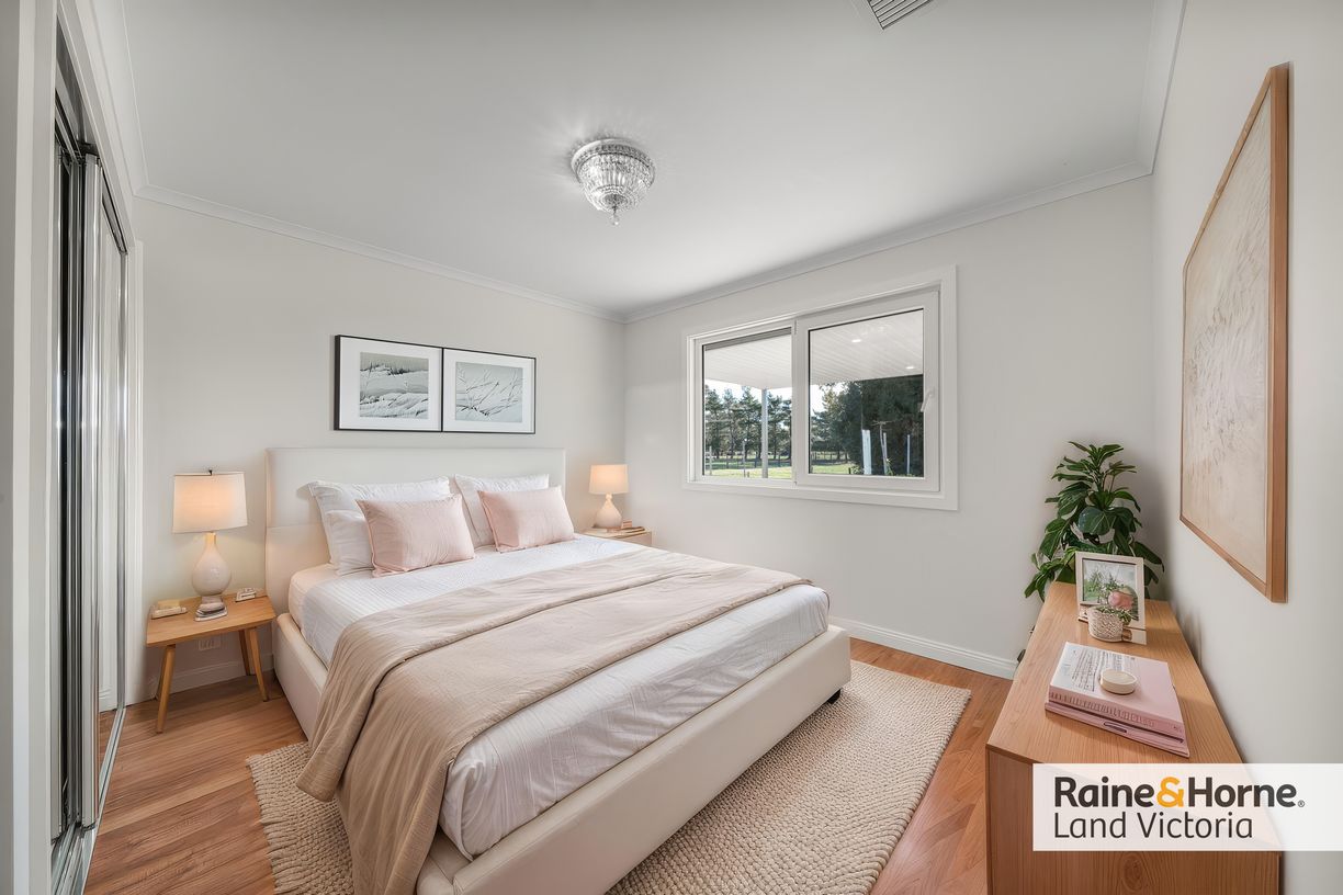 60 Coonawarra Drive — photo 15 of 27