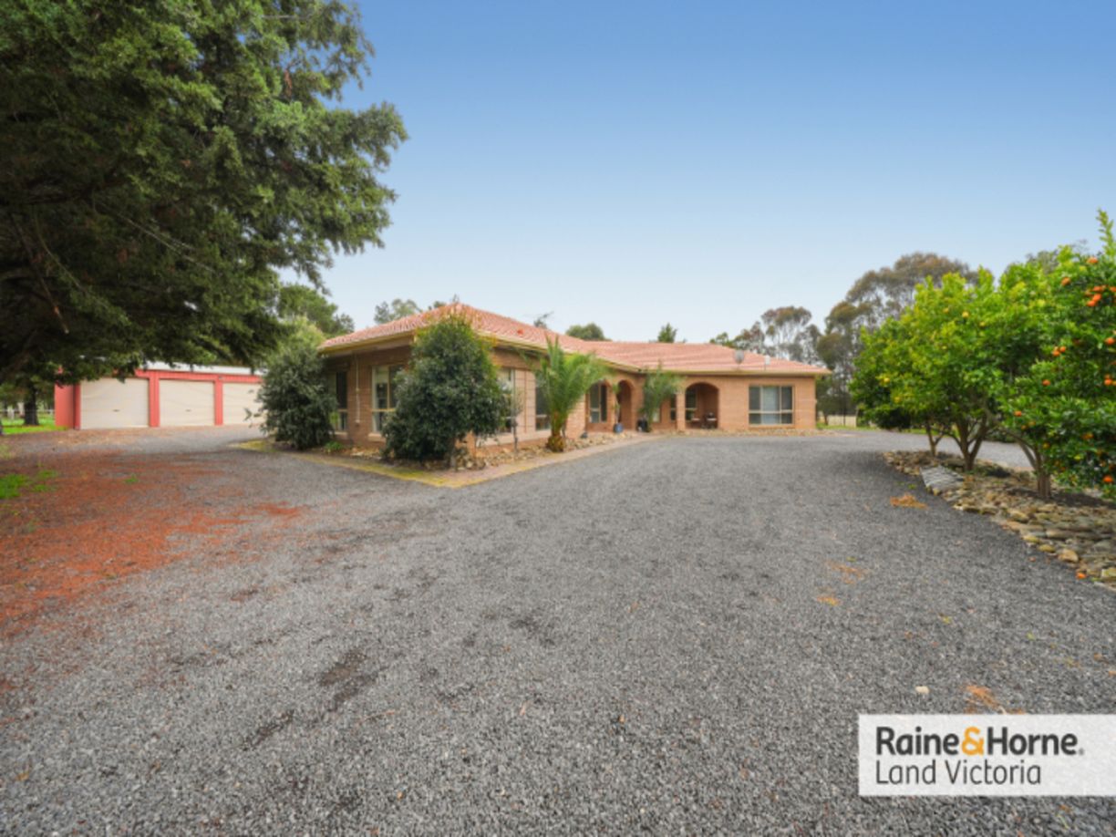 45 Watsons Road — photo 10 of 30