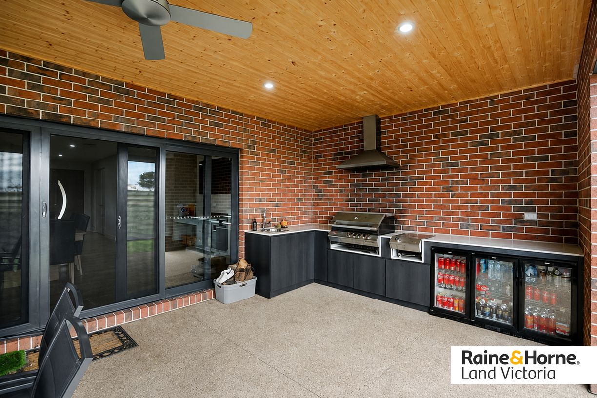 95 Nariel Court — photo 4 of 15
