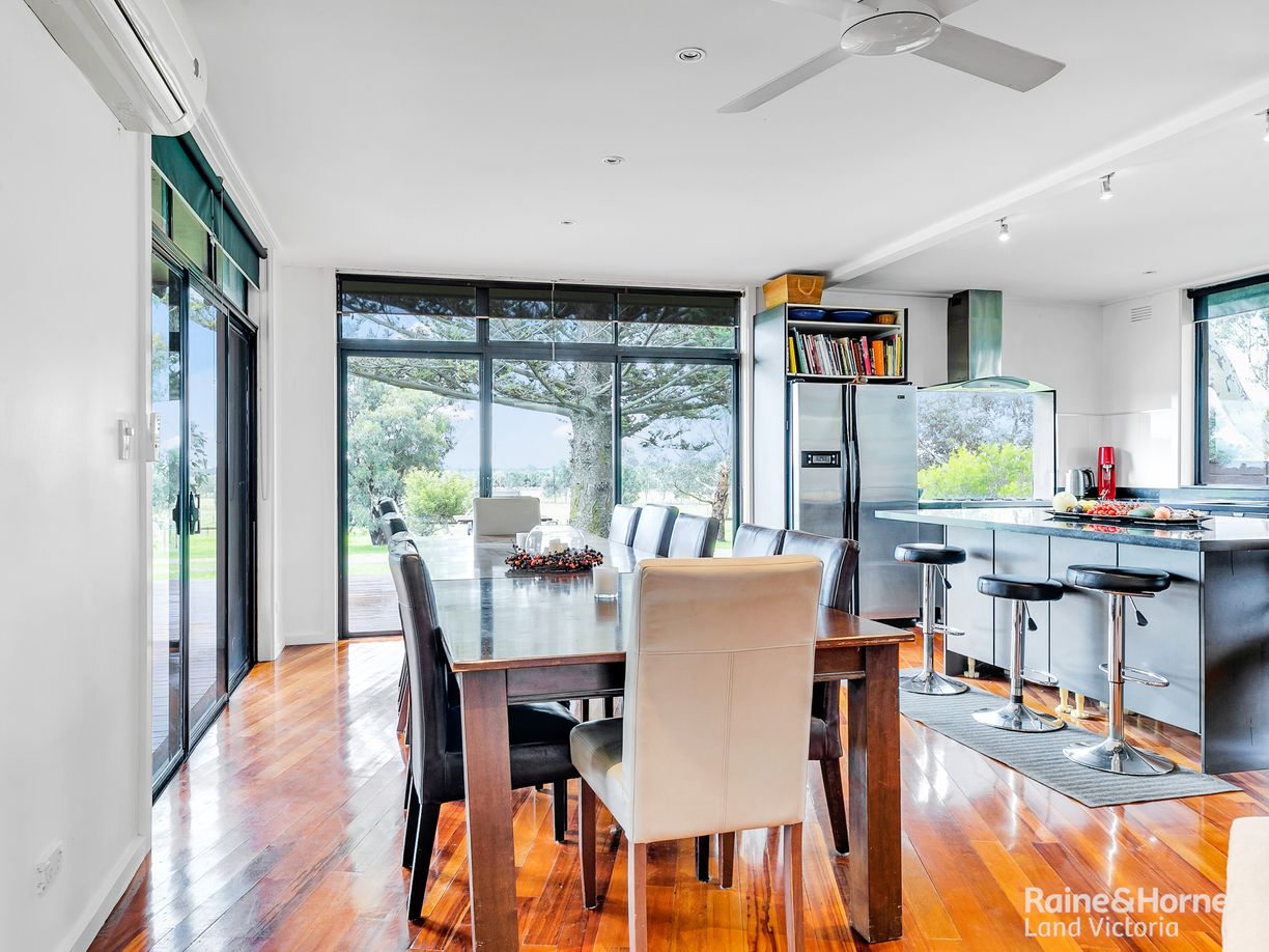 875 Dandenong-Hastings Road — photo 10 of 18
