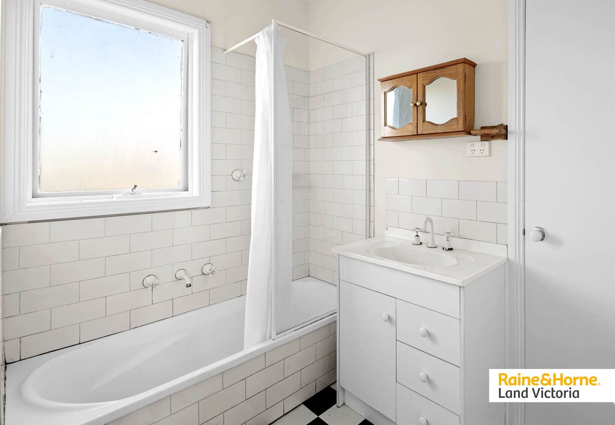 50 Ellett Road — photo 9 of 16