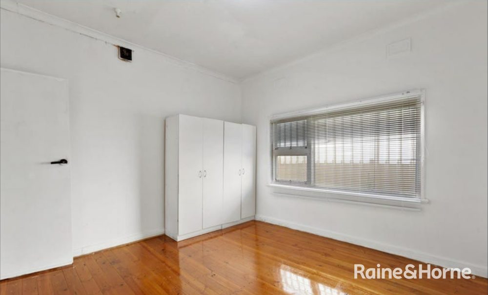 30 Shepherds Hill Road — photo 7 of 12