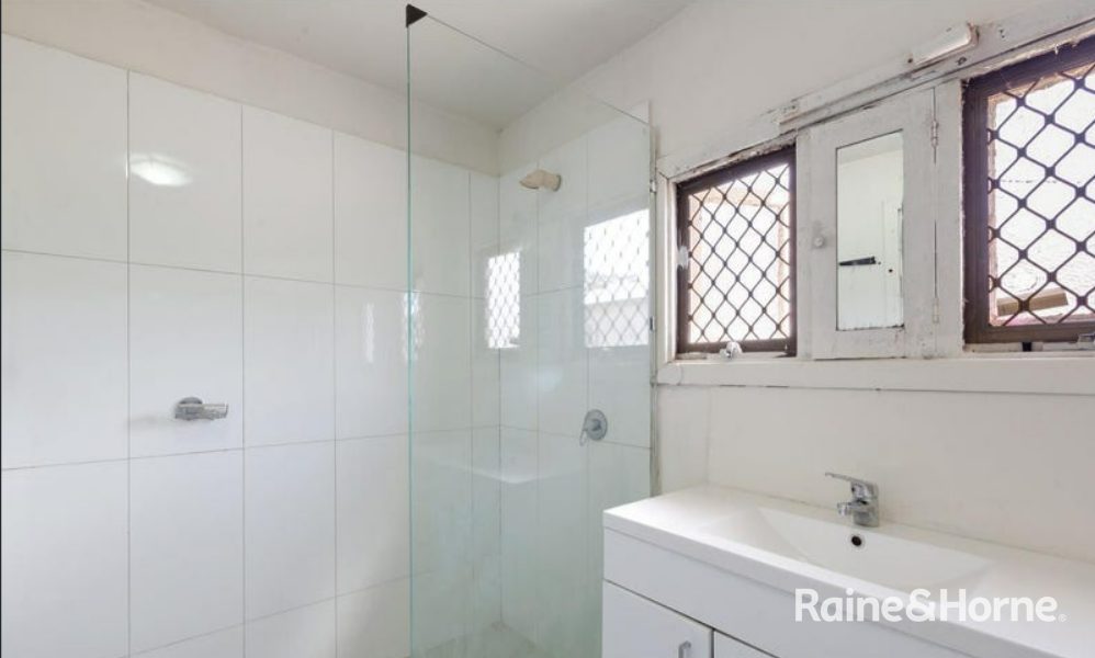 30 Shepherds Hill Road — photo 11 of 12