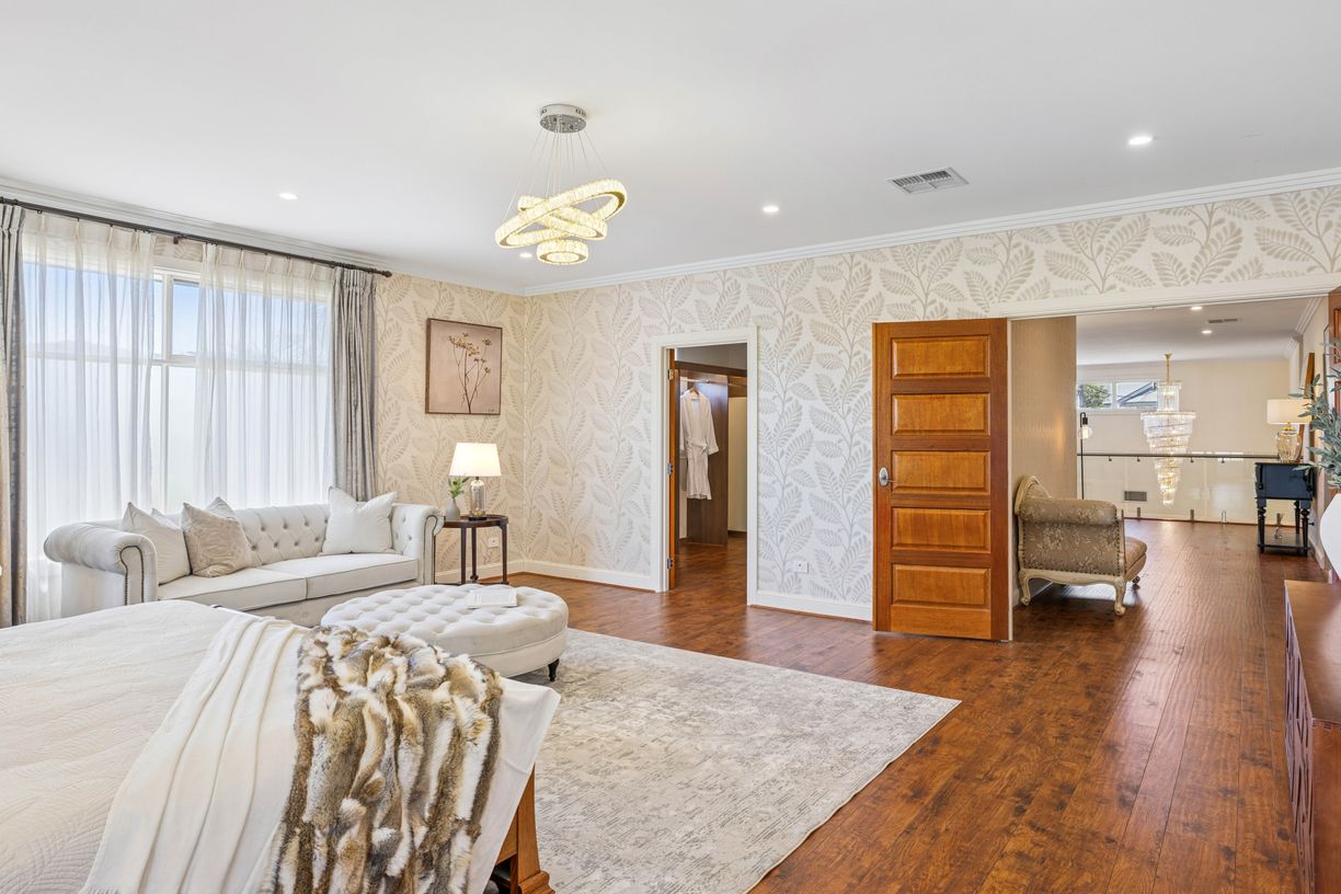 27 Tutt Avenue — photo 14 of 30