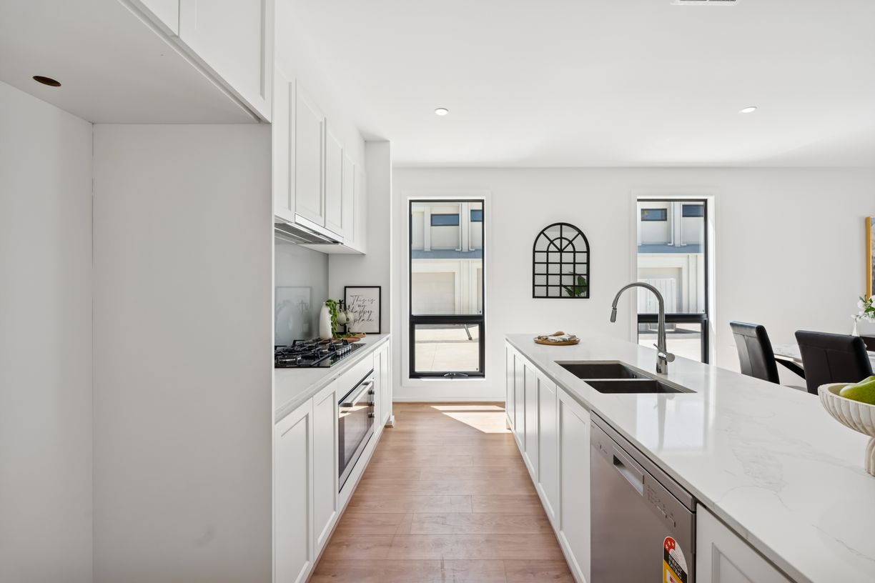 8 Briar Road — photo 6 of 21