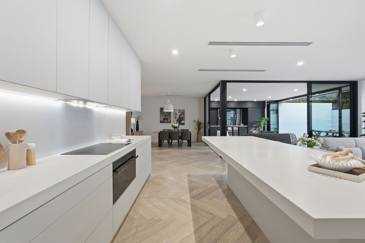 99 Leicester Street — photo 10 of 30
