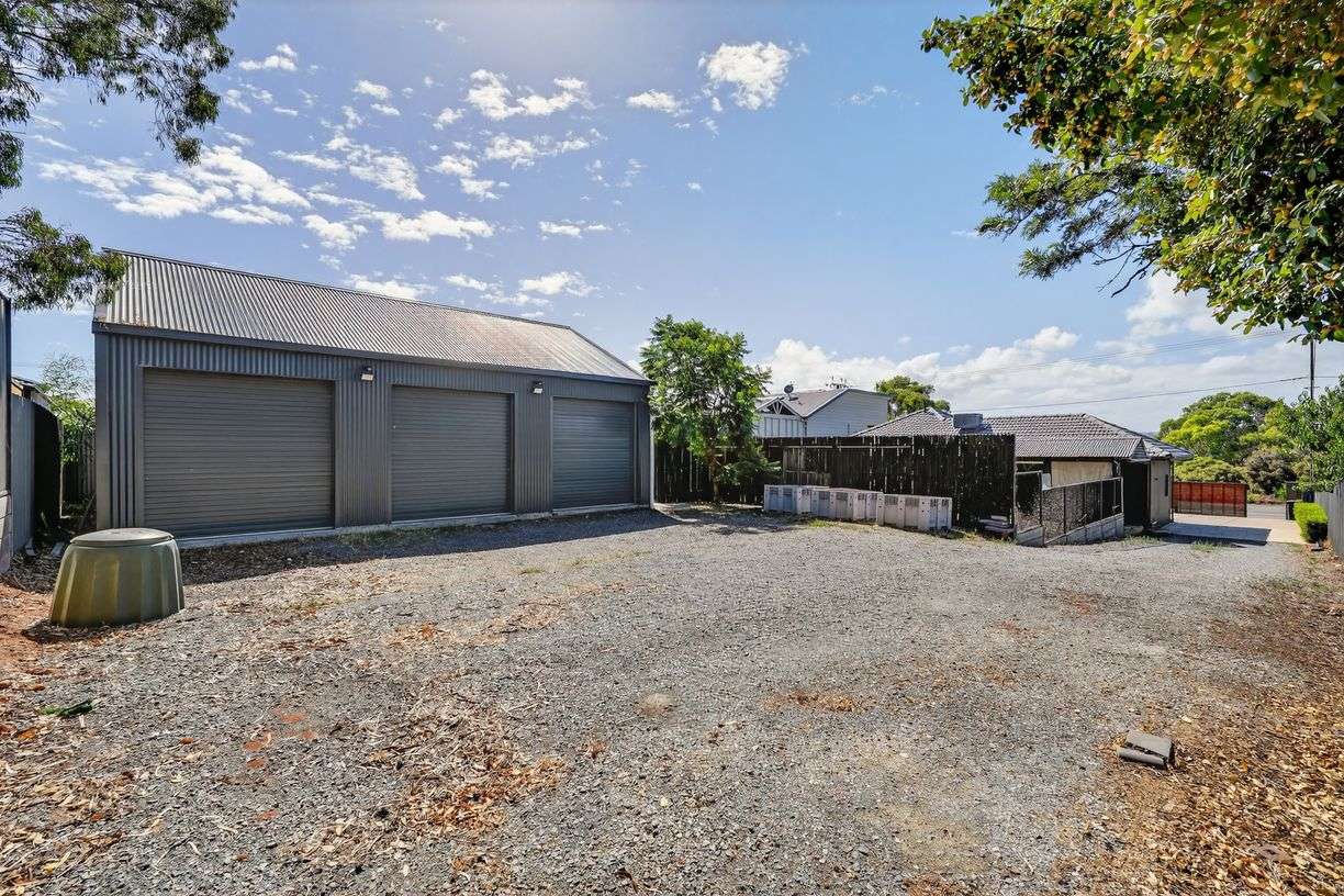 57 Commercial Road — photo 15 of 26