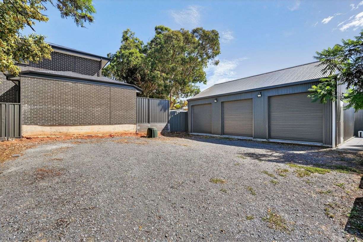 57 Commercial Road — photo 16 of 26