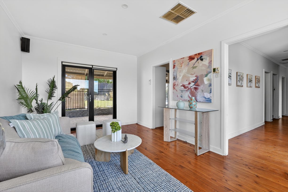 57 Commercial Road — photo 6 of 26
