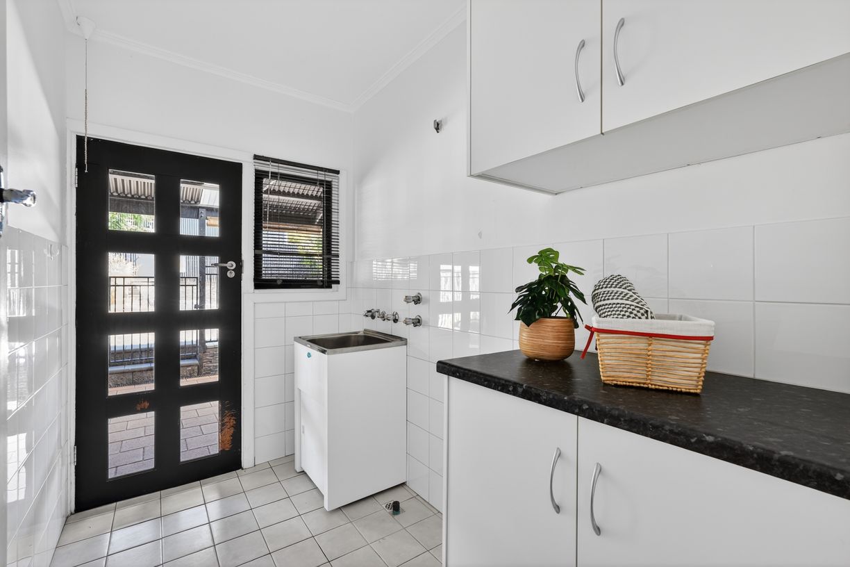 57 Commercial Road — photo 14 of 26