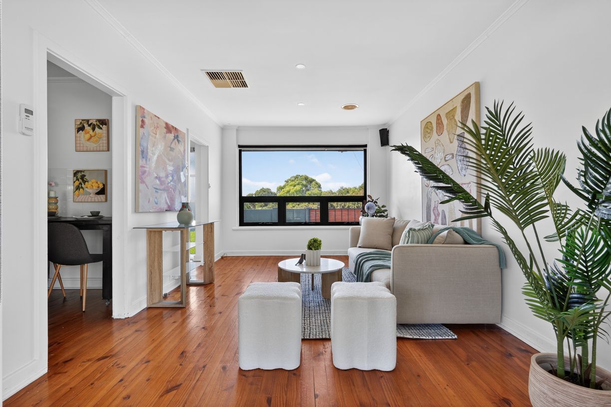 57 Commercial Road — photo 10 of 26