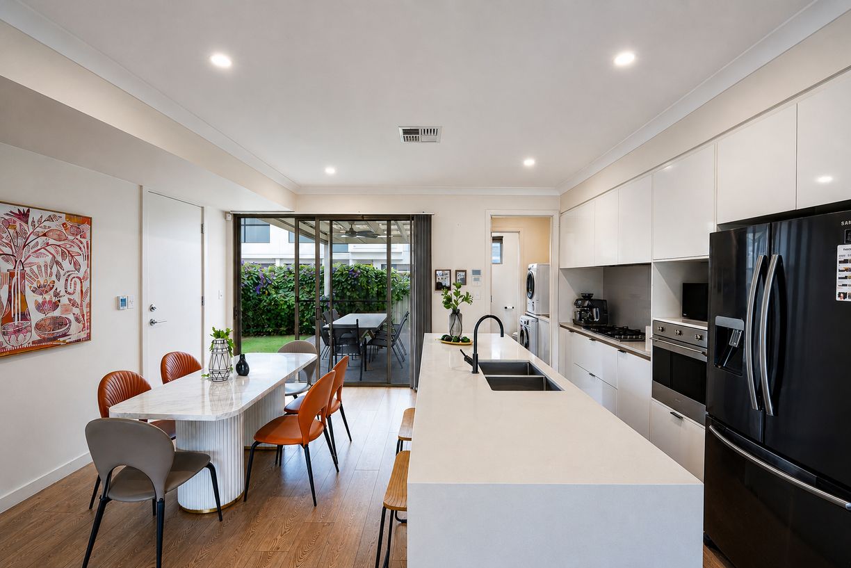 11C Allington Avenue — photo 4 of 16