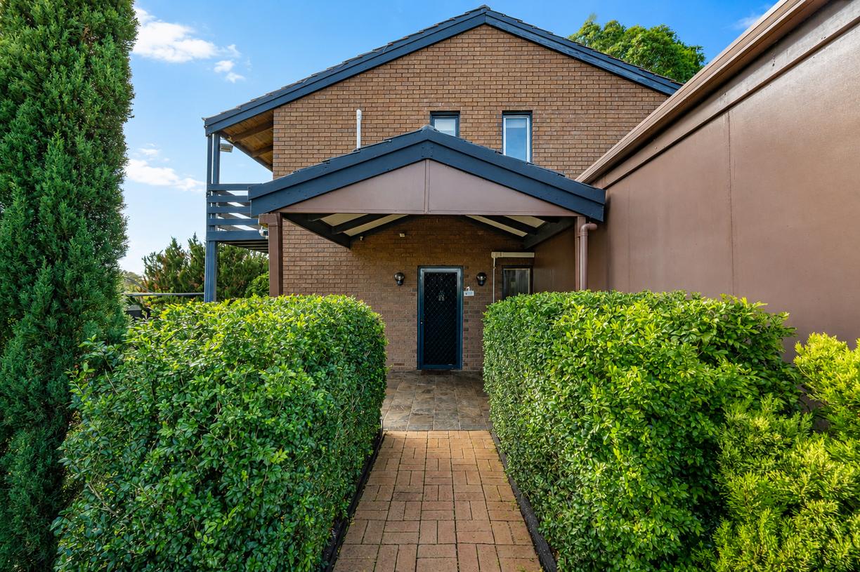 1 Cezanne Court — photo 2 of 30
