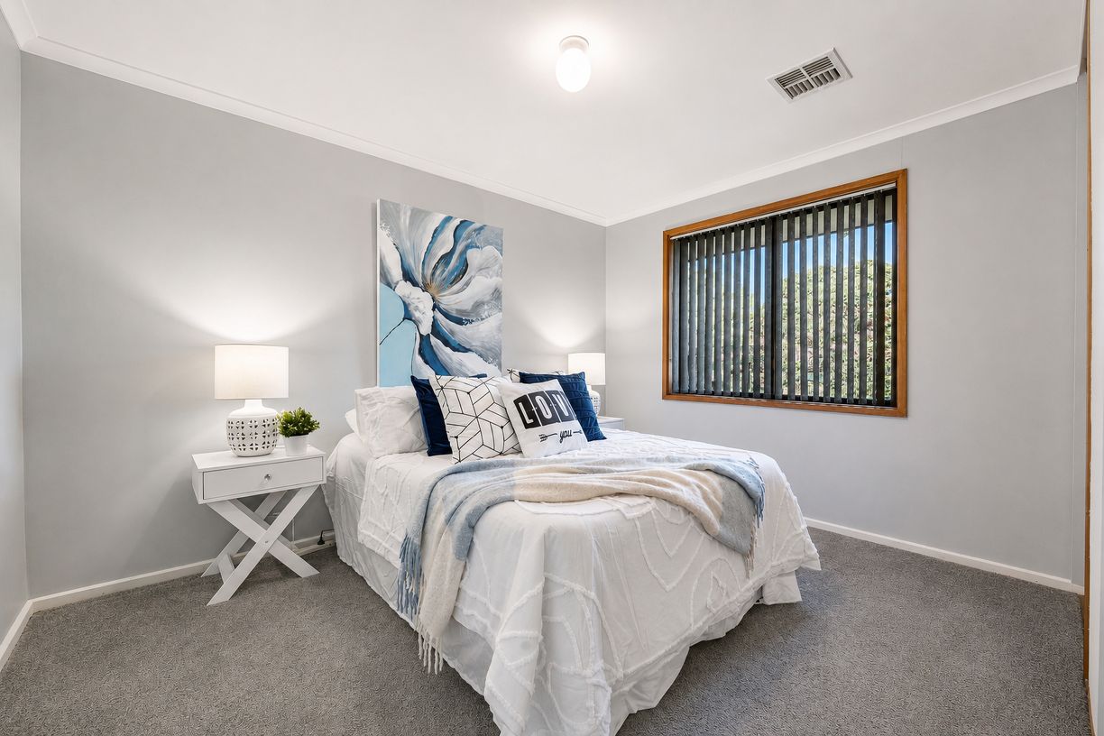 19 Sherwood Avenue — photo 8 of 22