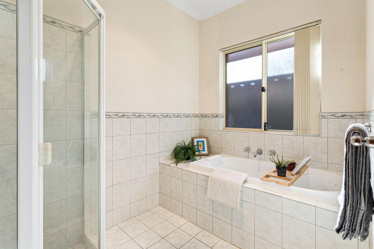 17 Hender Avenue — photo 20 of 25