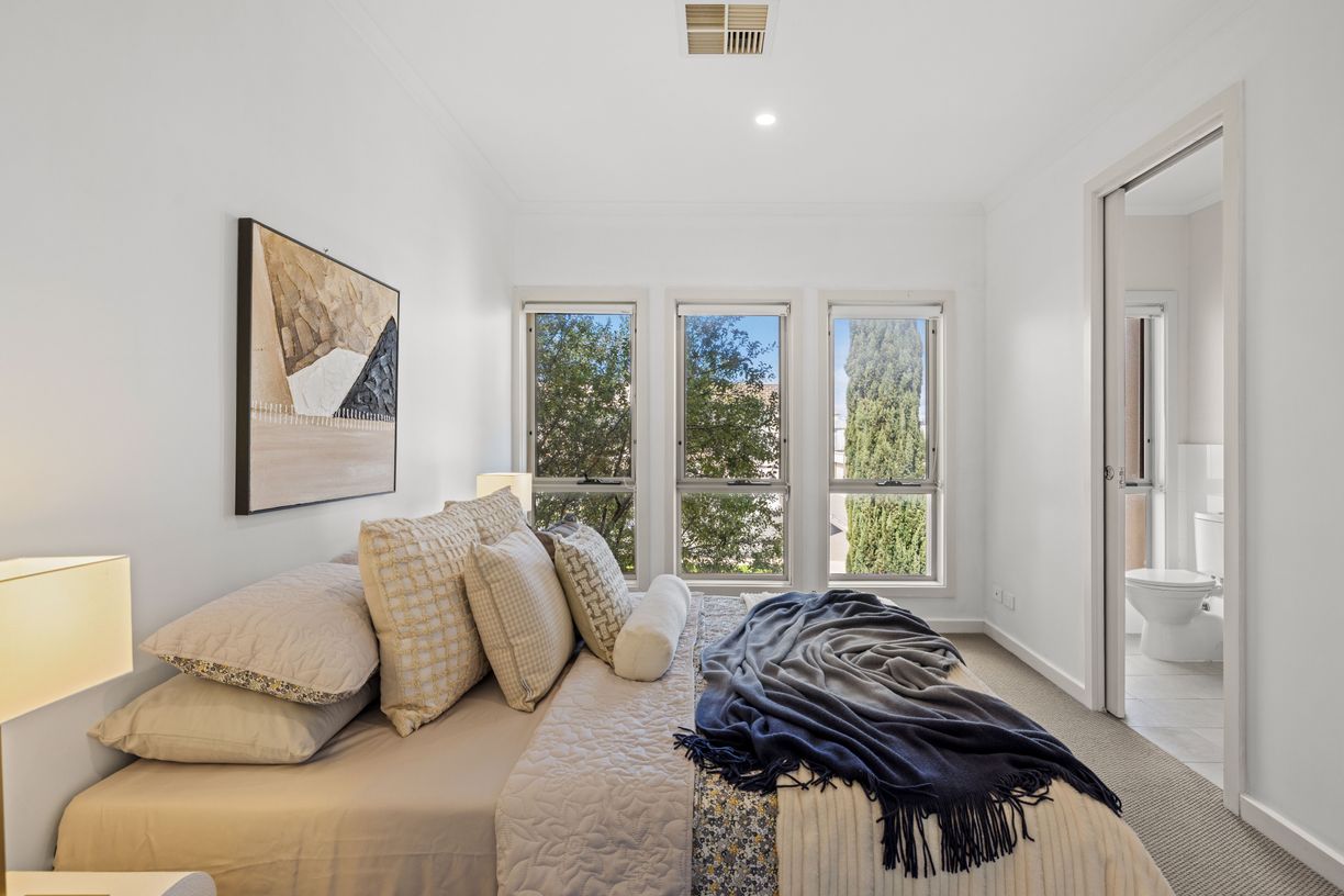 28 Goodhall Street — photo 6 of 18