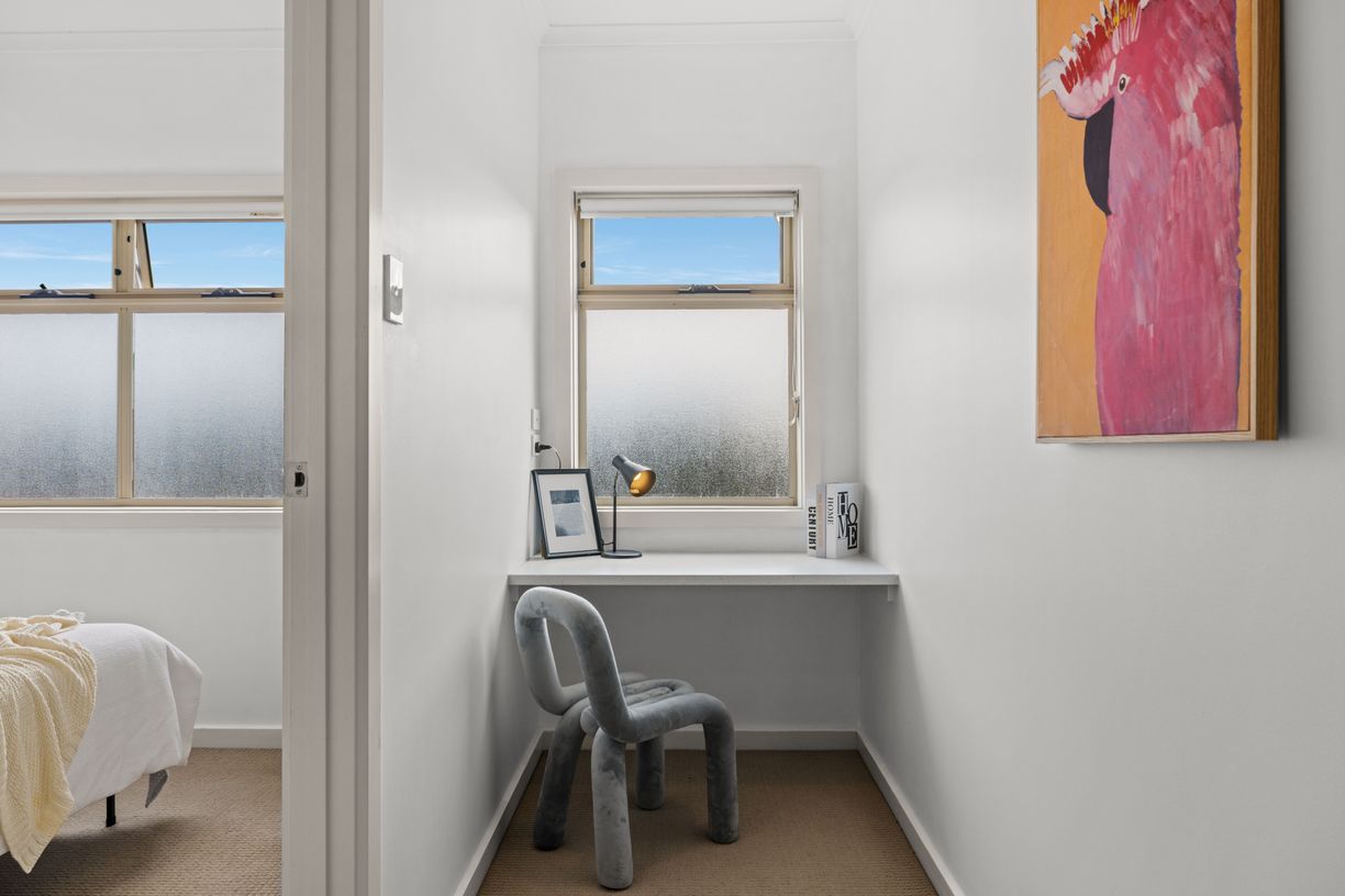 28 Goodhall Street — photo 8 of 18