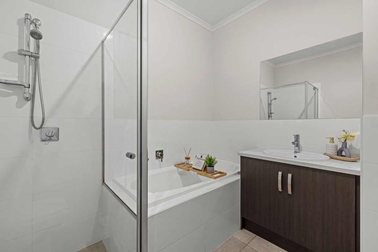 28 Goodhall Street — photo 11 of 18