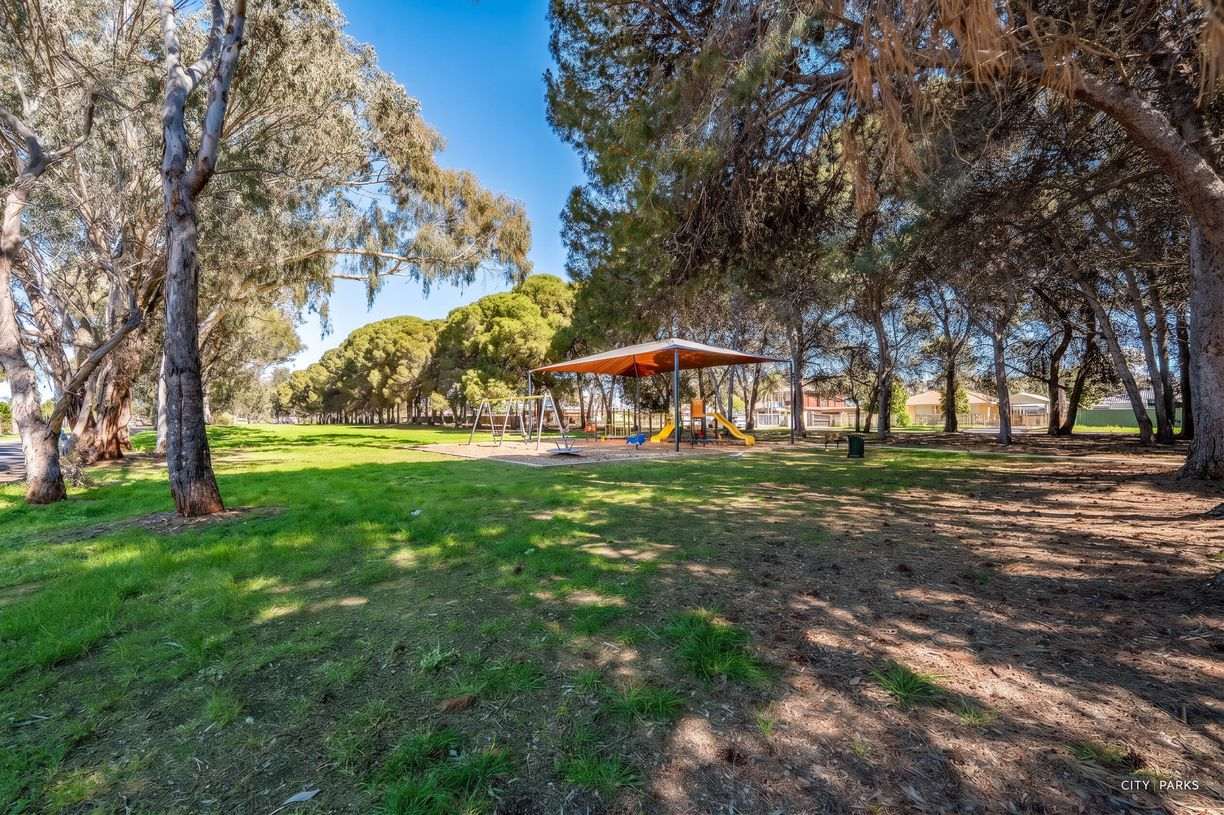16 The Pines Grove — photo 11 of 11