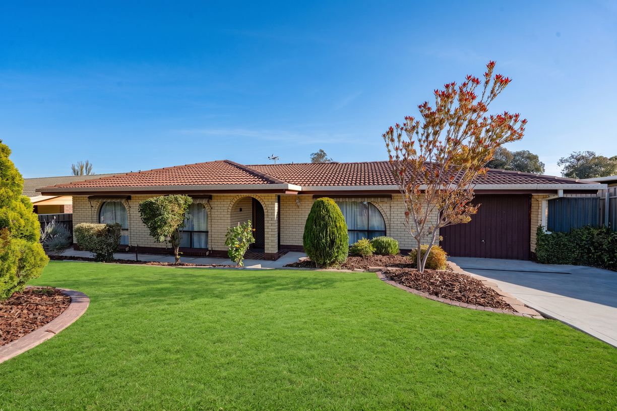12 Plover Avenue — photo from Raine & Horne Unley
