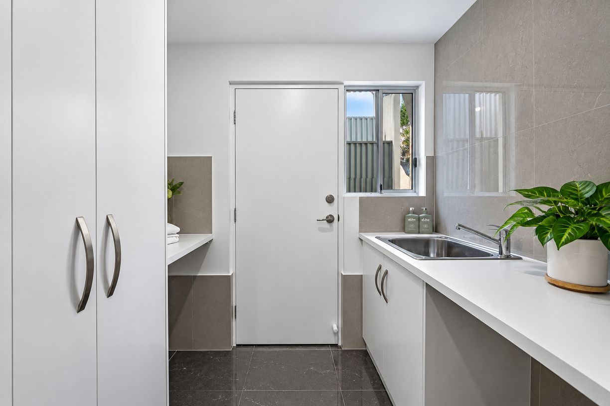 1/29 Simmons Crescent — photo 16 of 30